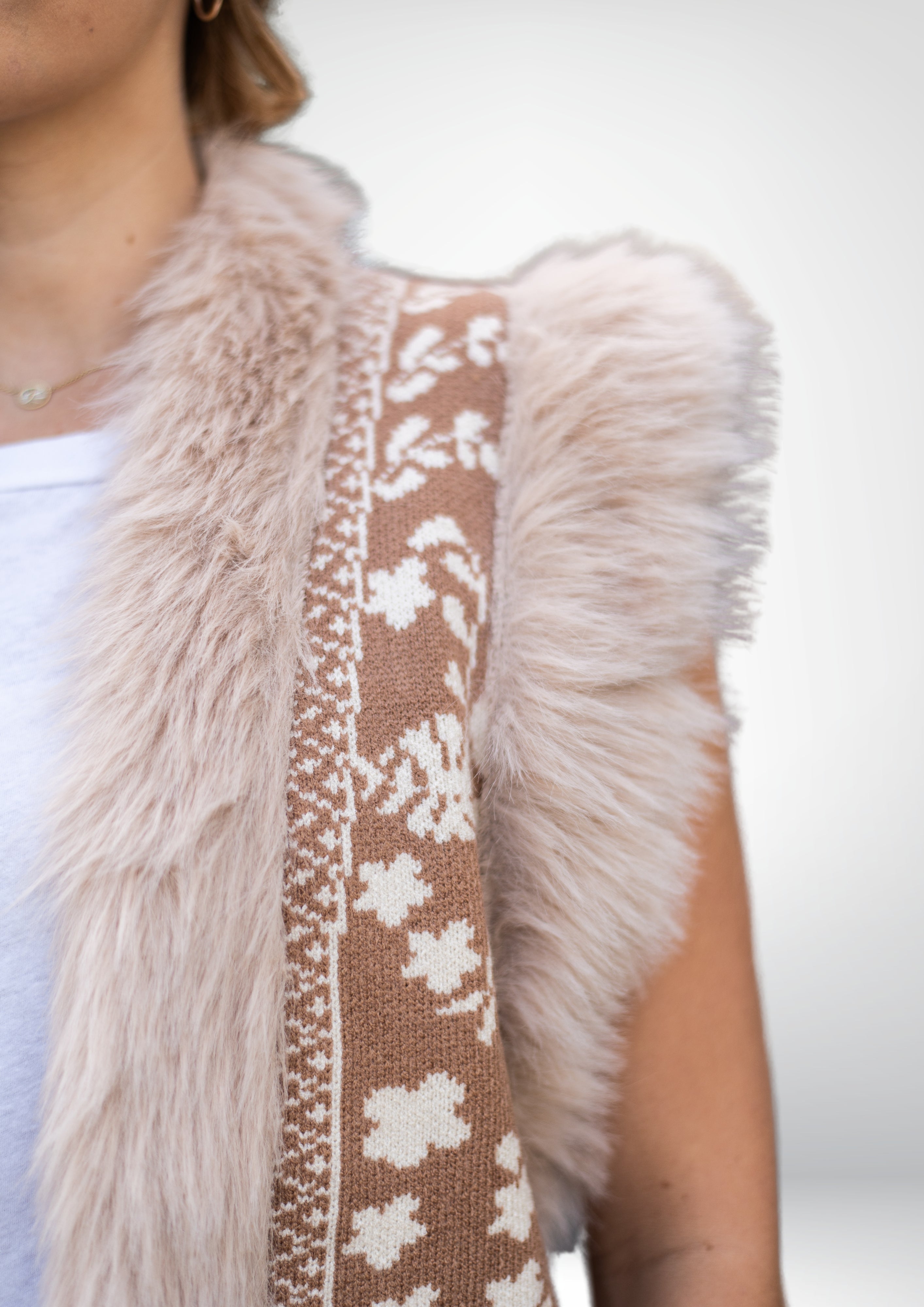 Fern Fur Trim Vest | Beige