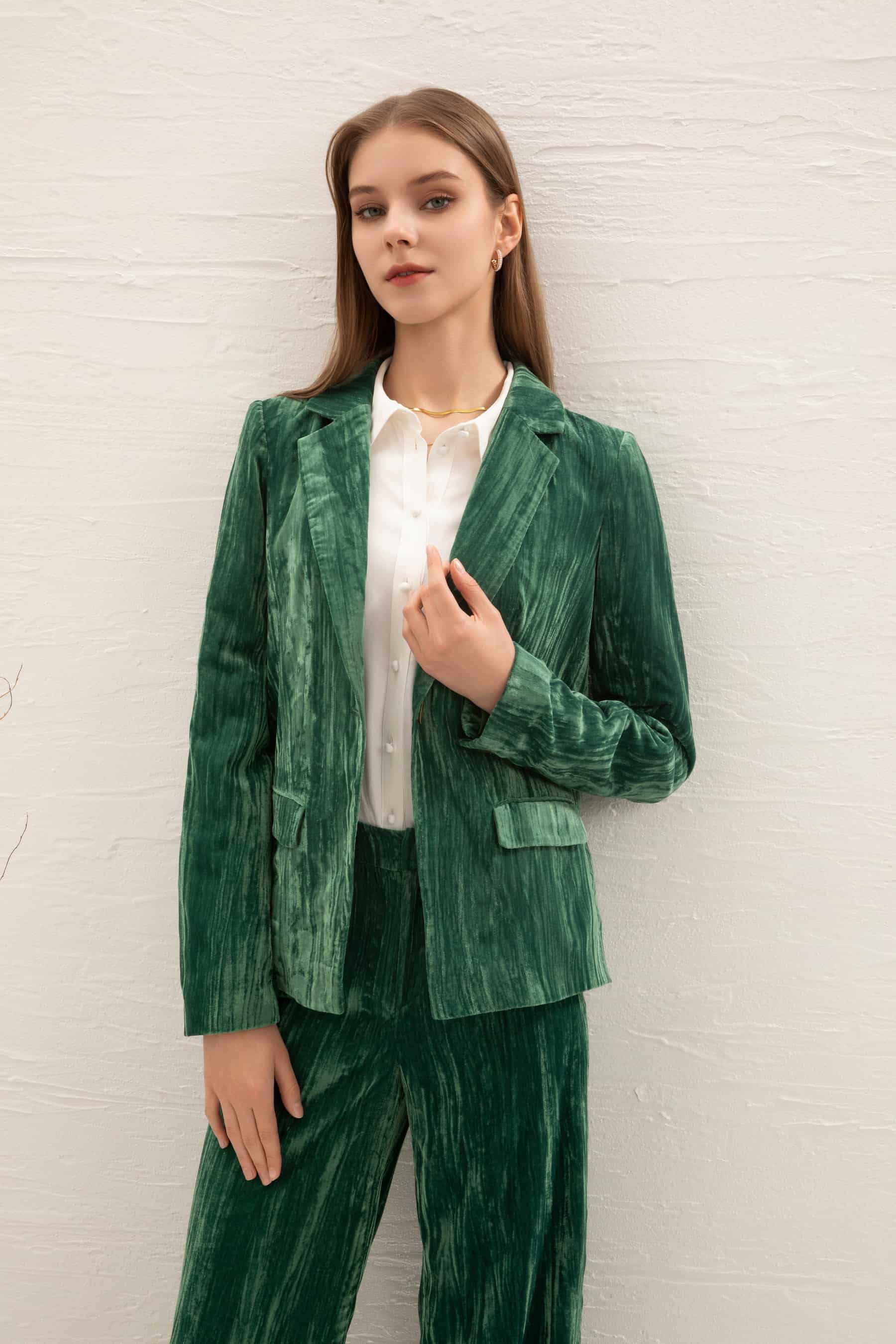 GDS Aliette Velvet Jacket | Green JACKETS autumn-winter BRUNCH CASUAL Catch GDS GREEN JACKETS L M S SALE 40 % WORK XL XS